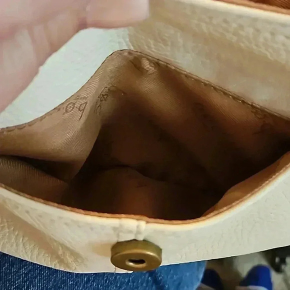 B.O.C. Born Concepts Cream and Brown Leather shoulder bag. - Picture 7 of 7